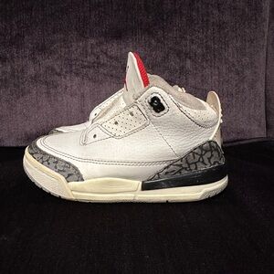 Nike Boys Air Jordan 3 DM0968-100 White Basketball Shoes Sneakers Size 8C